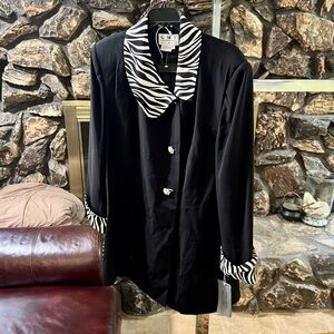 G.M.I. New Dress Black Blazer